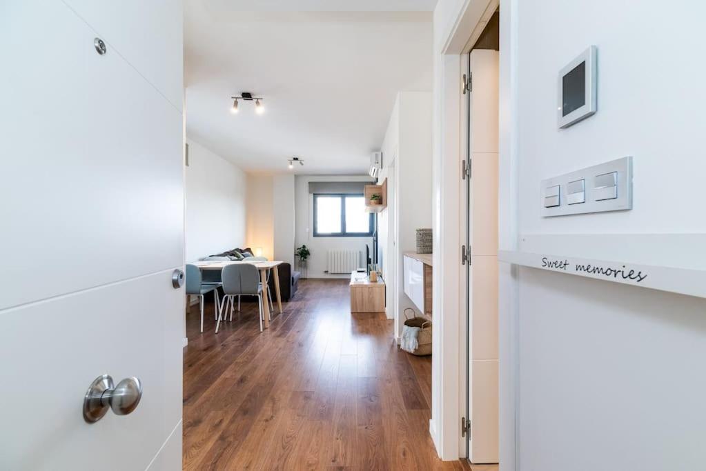 Moderno Apartamento Con Piscina Y Parking Гранада Екстер'єр фото